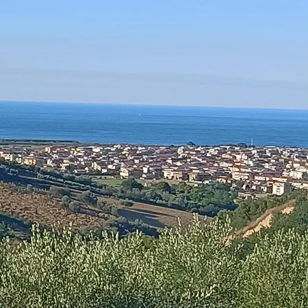 Colle Mare Vacanze Appartamento Colonnella